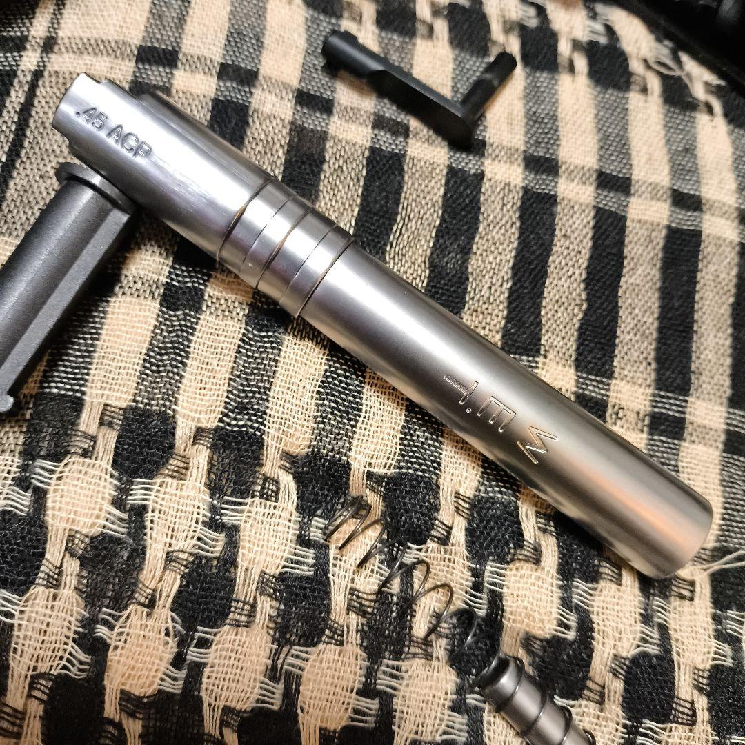 1 東京マルイ製　ハイキャパ5.1カスタム　アウター.インナーバレル　ガスブロ