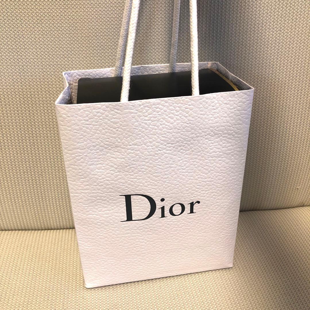 ディオール　ホリデー　オファー　クチュール　コレクション