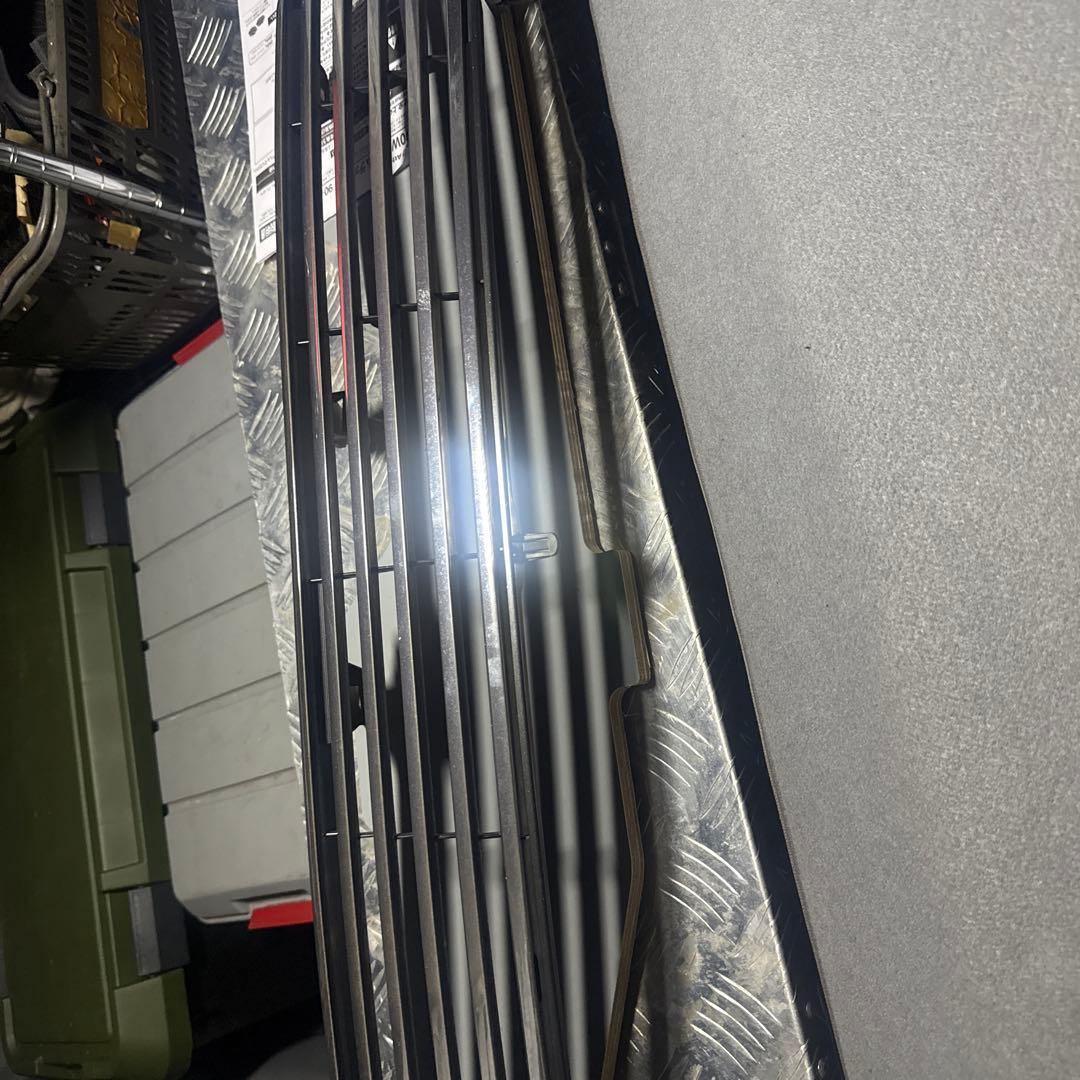 プロボックス　トヨタ純正ビレットグリル