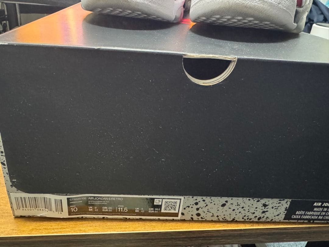 Air Jordan 6 カーマイン/白バスケットシューズ