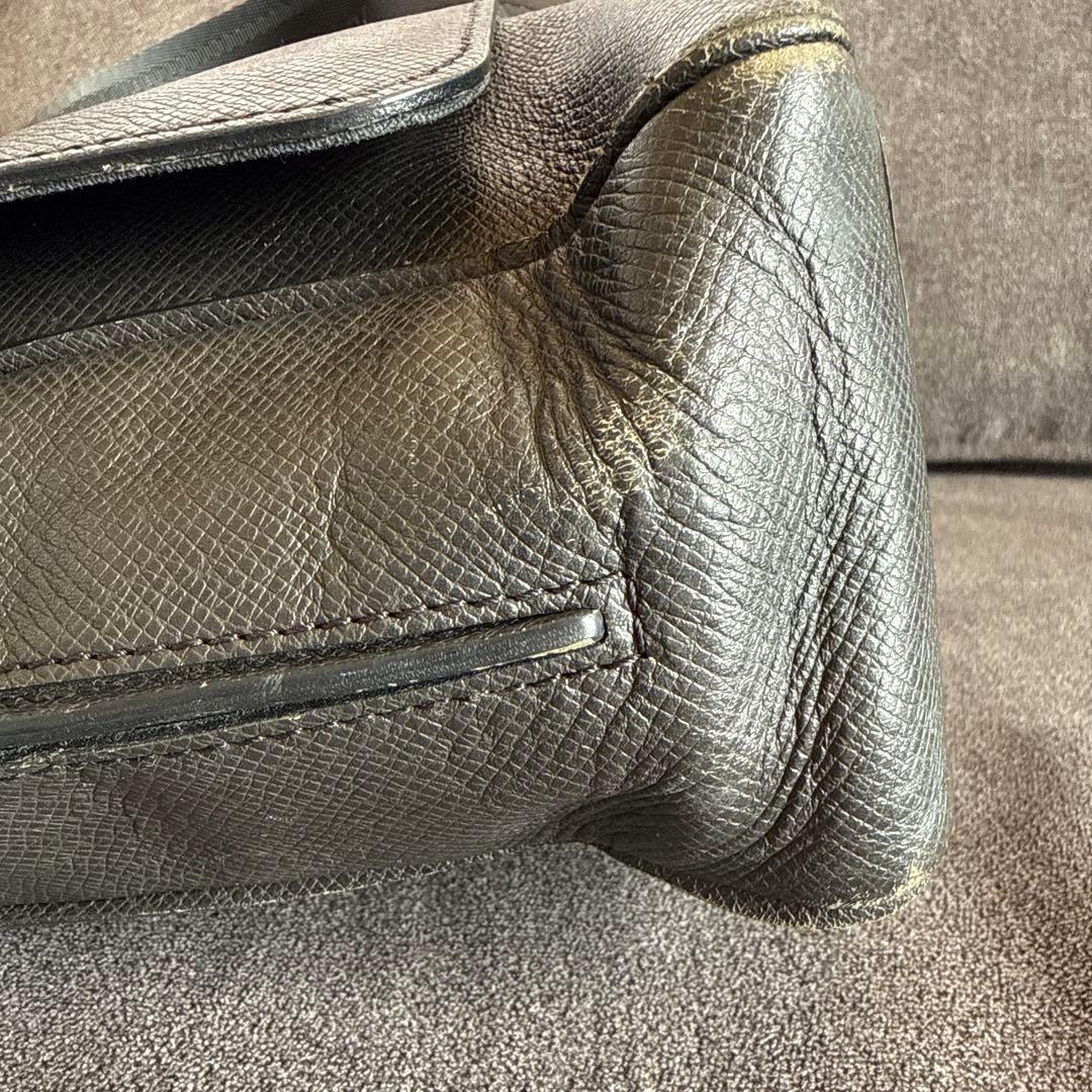 ルイヴィトン タイガ ロマンMM グラシエ ショルダーバッグ