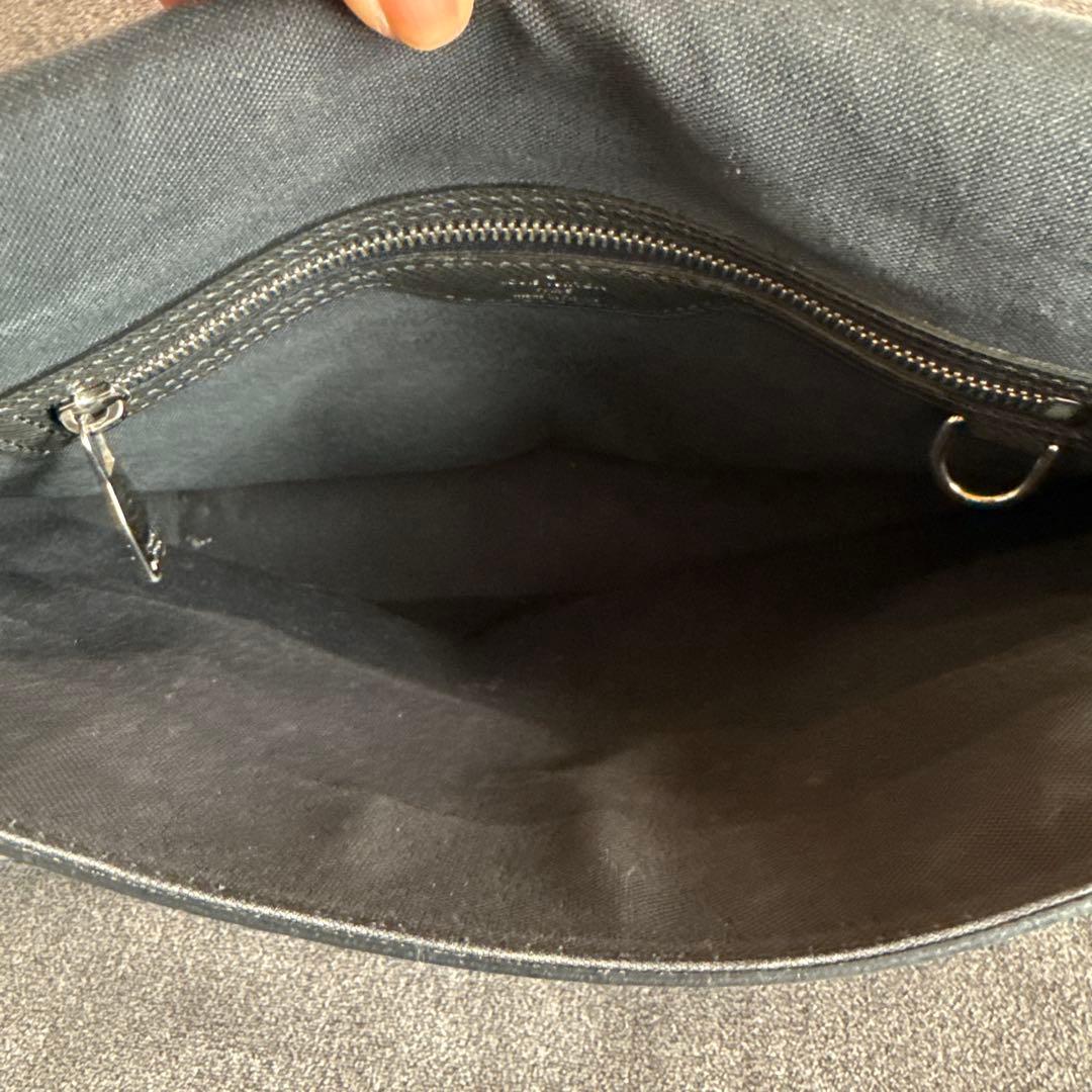 ルイヴィトン タイガ ロマンMM グラシエ ショルダーバッグ