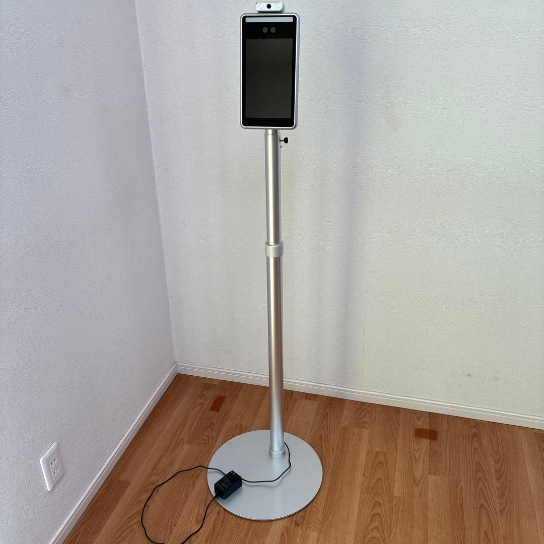 顔認証体温計　非接触体温計　サーモマネージャー　サーマルカメラ　TOAMITO