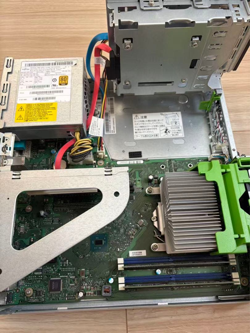 富士通デスクトップPC/i5/メ8/SSD256/Office21/Win11