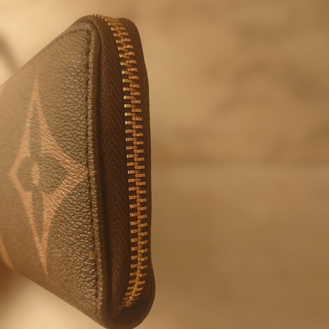 ルイ・ヴィトン　長財布　新品同様