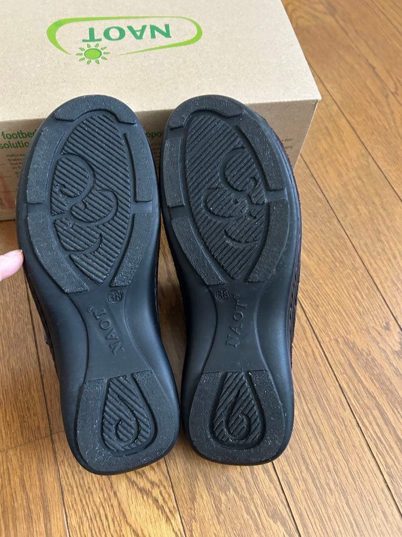 NAOT IRIS / Walnut38サイズ24.0