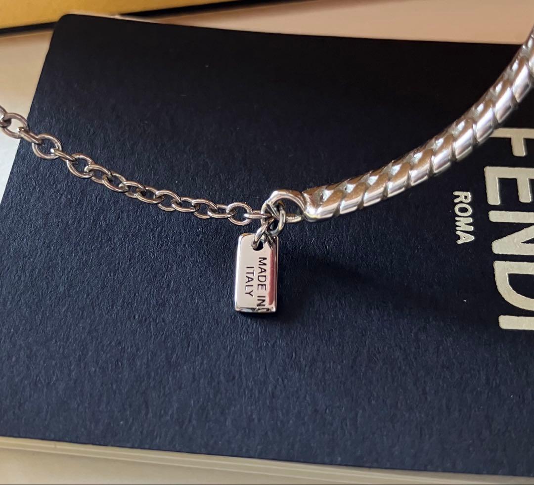 ロ*ロ様 FENDI フェンディ FFロゴ バゲットバングル ブレスレット レデ