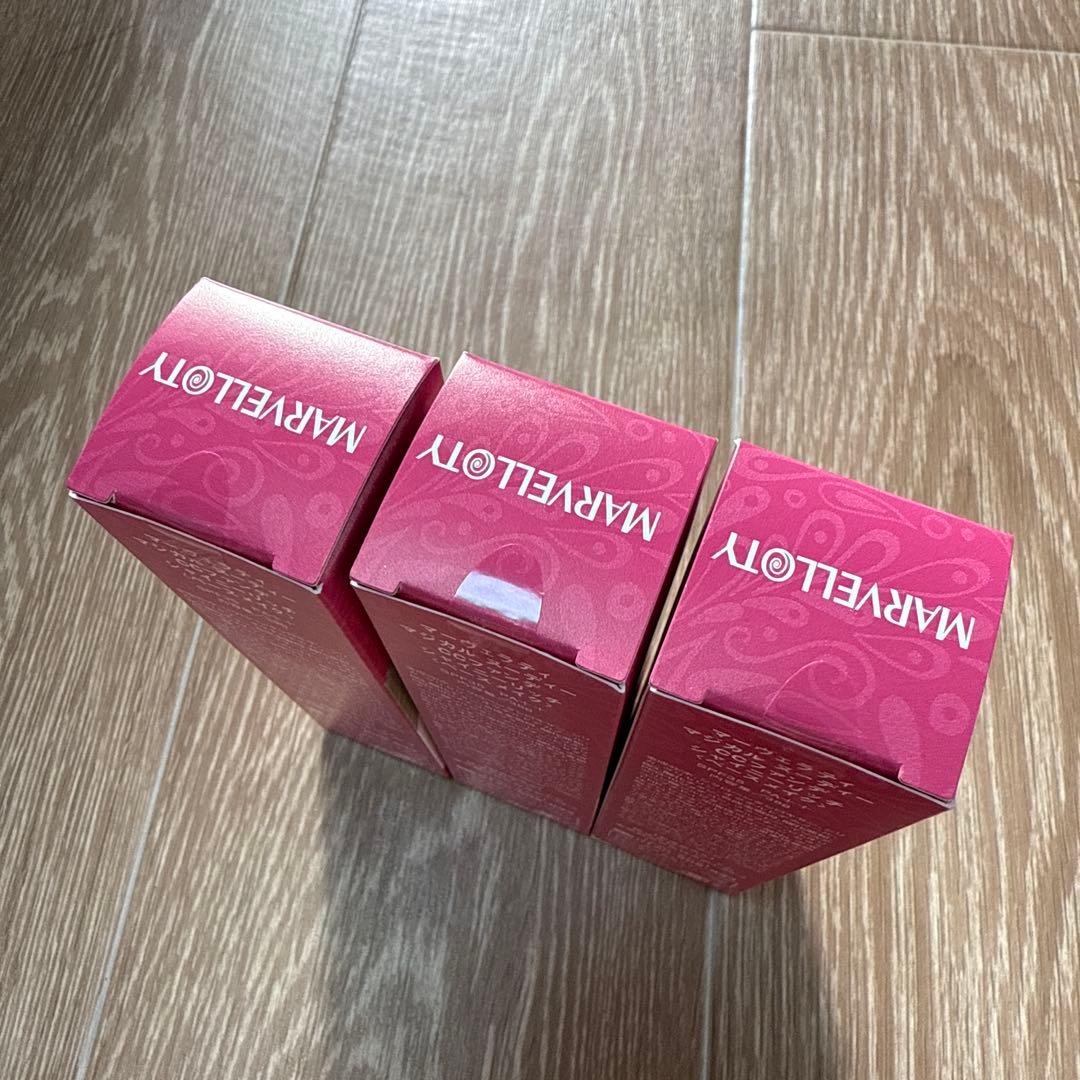 新品未使用】マーヴェラティ　マジカルヌーディCCファンデ　38g 3本セット