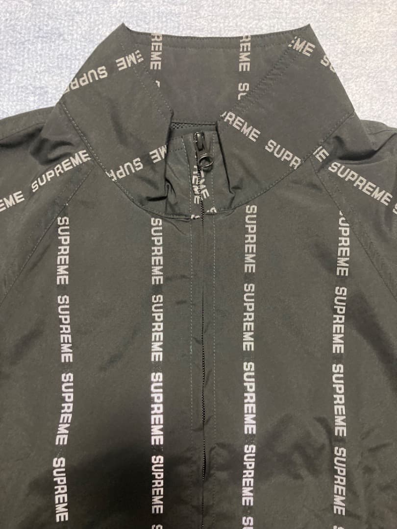 藤井フミヤ氏着supreme text track jacket
