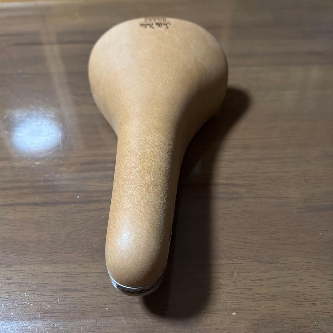 d*9様 セライタリア　ミラノターボ　ライトブラウン