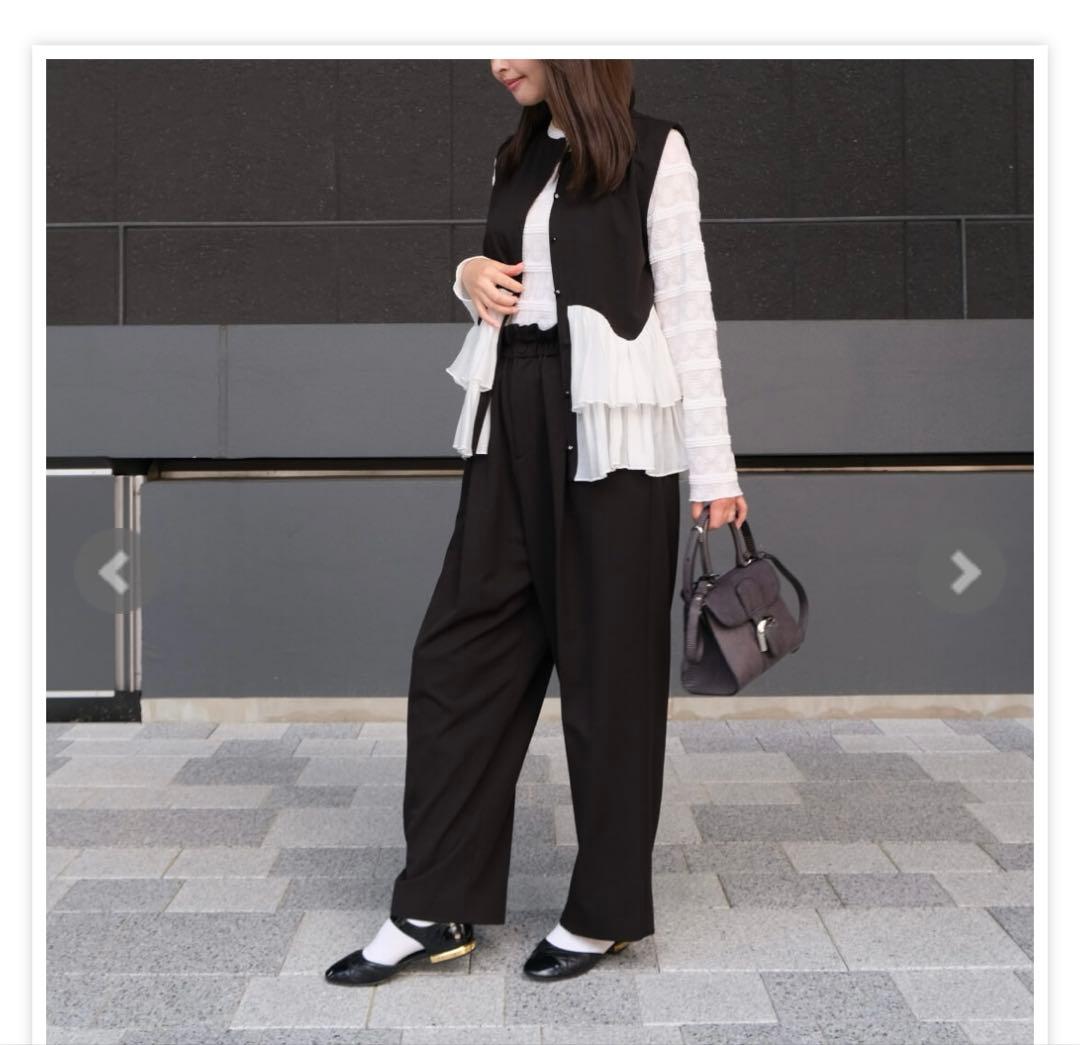 UNMINOU ペプラムティアードトップス