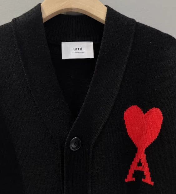 AMI PARIS 黒 ニットセーター ハート 男女兼用