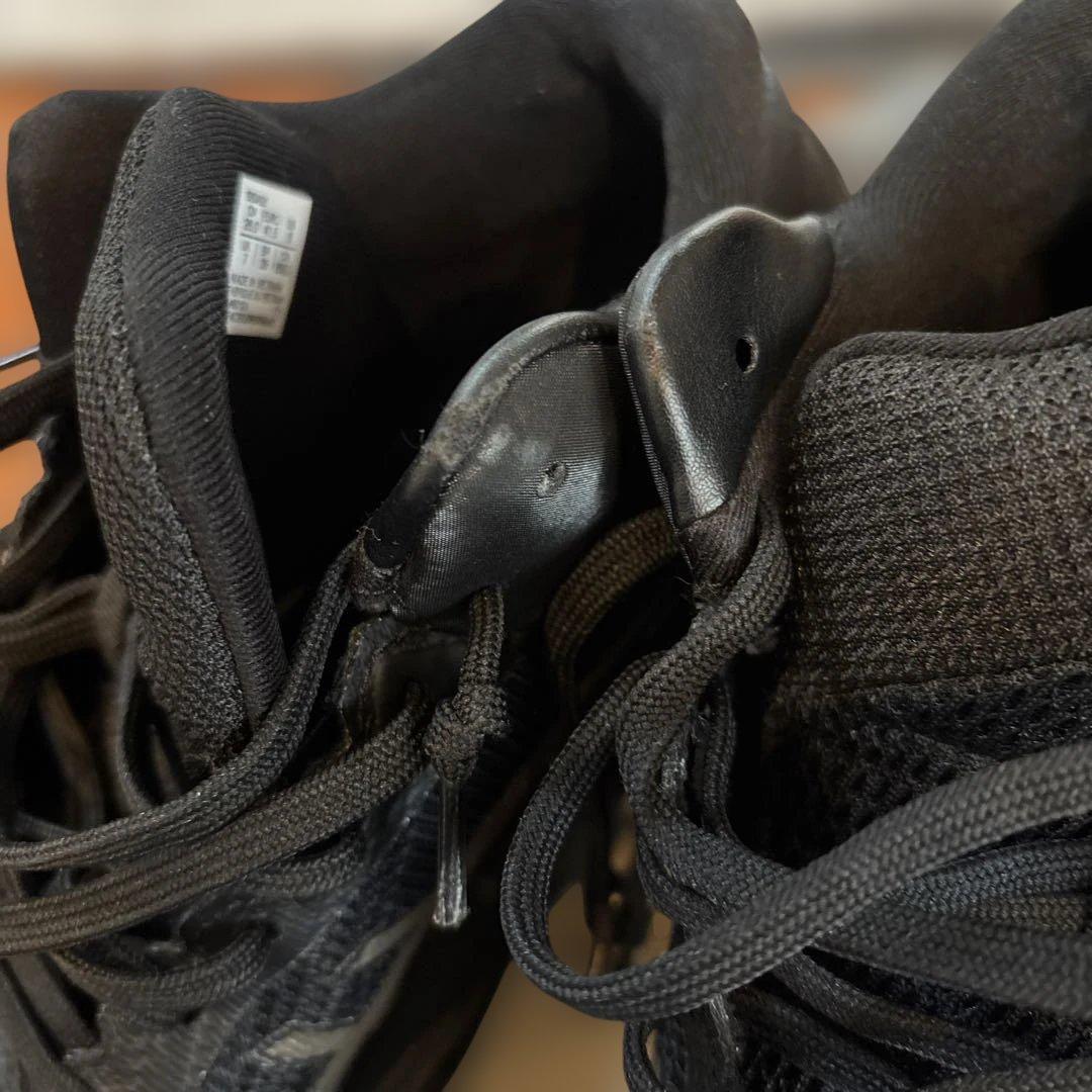 E*E様 ASICS バスケットボールシューズ ブラック　ゲルバースト　２６セン