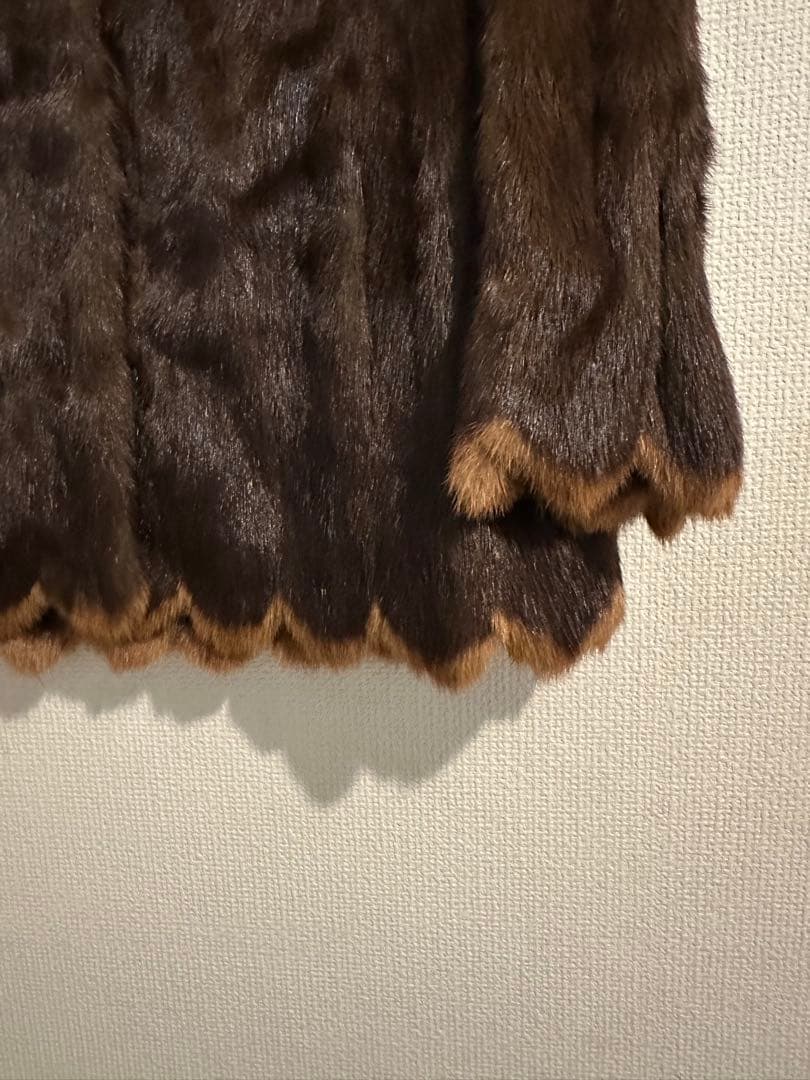 コリンスキーファーコート スカラップ ハーフ丈 フェミニン レアデザイン