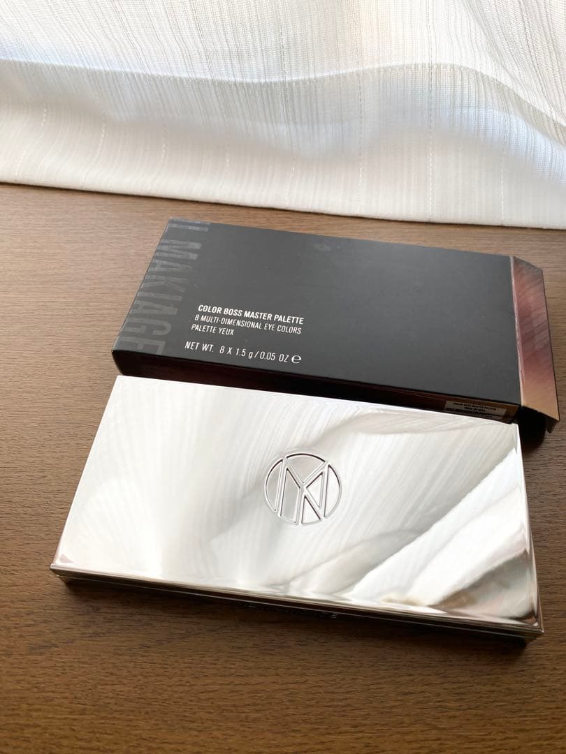 アイシャドウパレット 8色 IL MAKIAGE NEW YORK