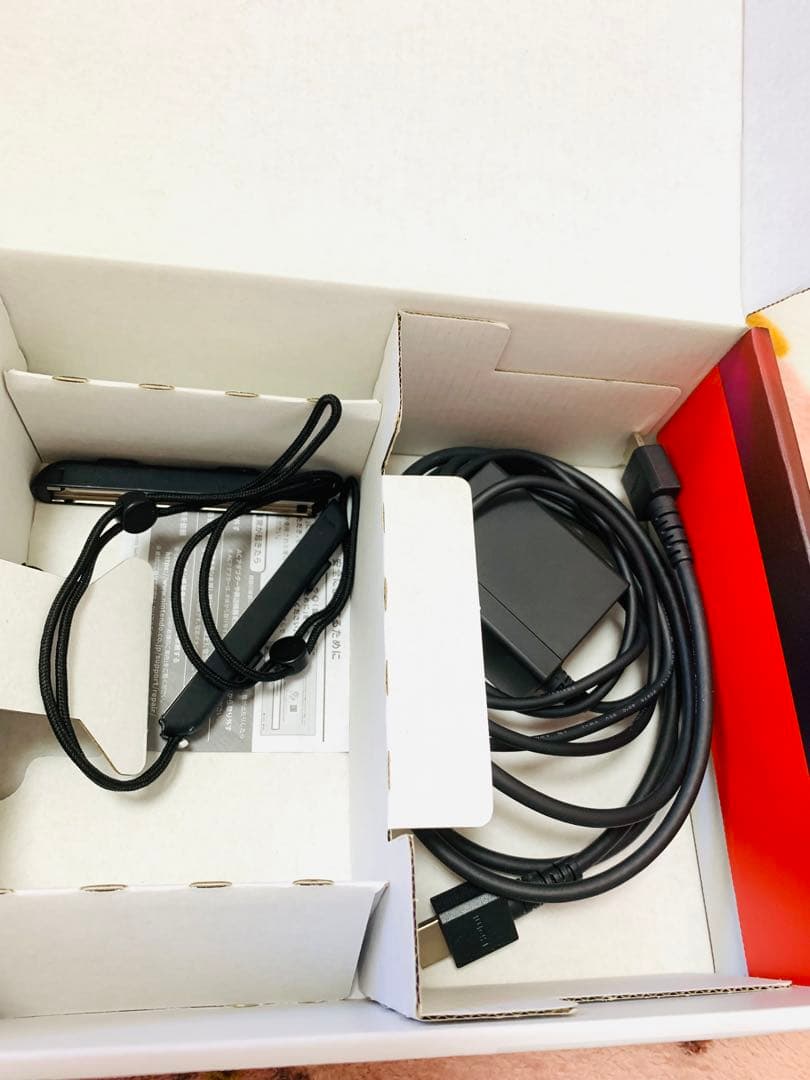 NINTENDO SWITCH 箱有　使用少ない