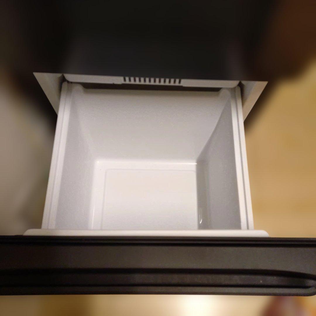 【2025年製 美品】霜取り不要 フローリング保護板付けます 135L冷凍冷蔵庫