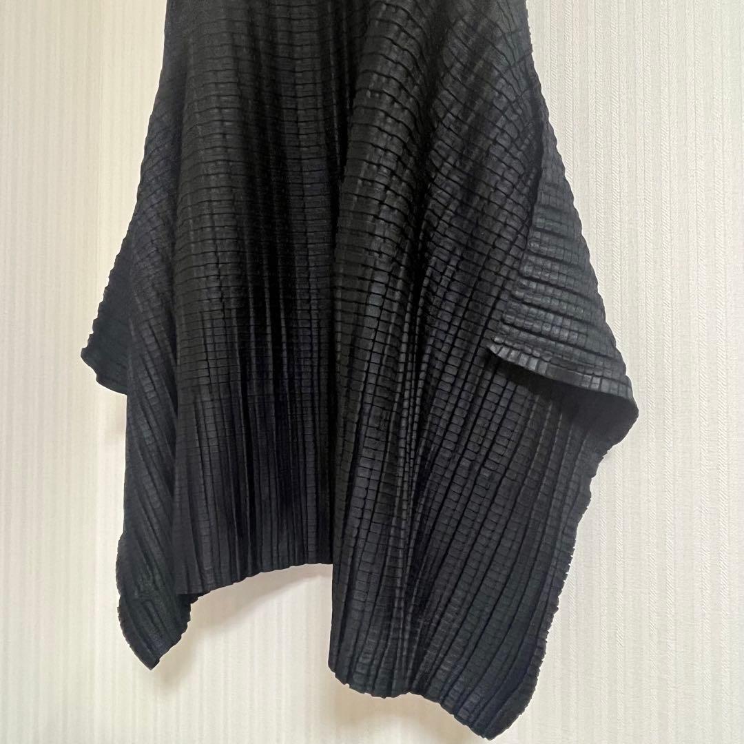 新品　PLEATSPLEASE イッセイミヤケ ワンピース　アラレ　黒　3