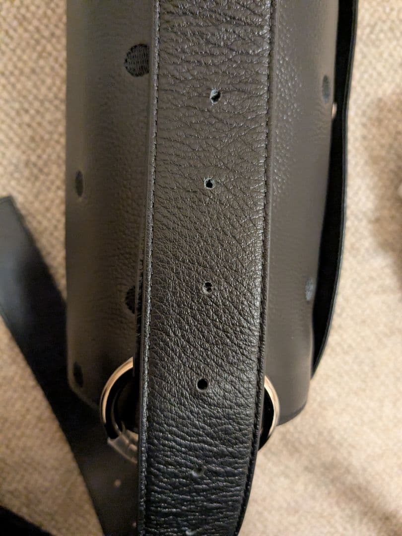 BEARDSLEY ビアズリー 牛革 ボディバッグ ドット ショルダー レザー