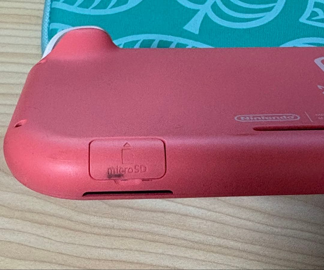 Nintendo Switch Lite コーラル 本体のみ (ケースおまけ)