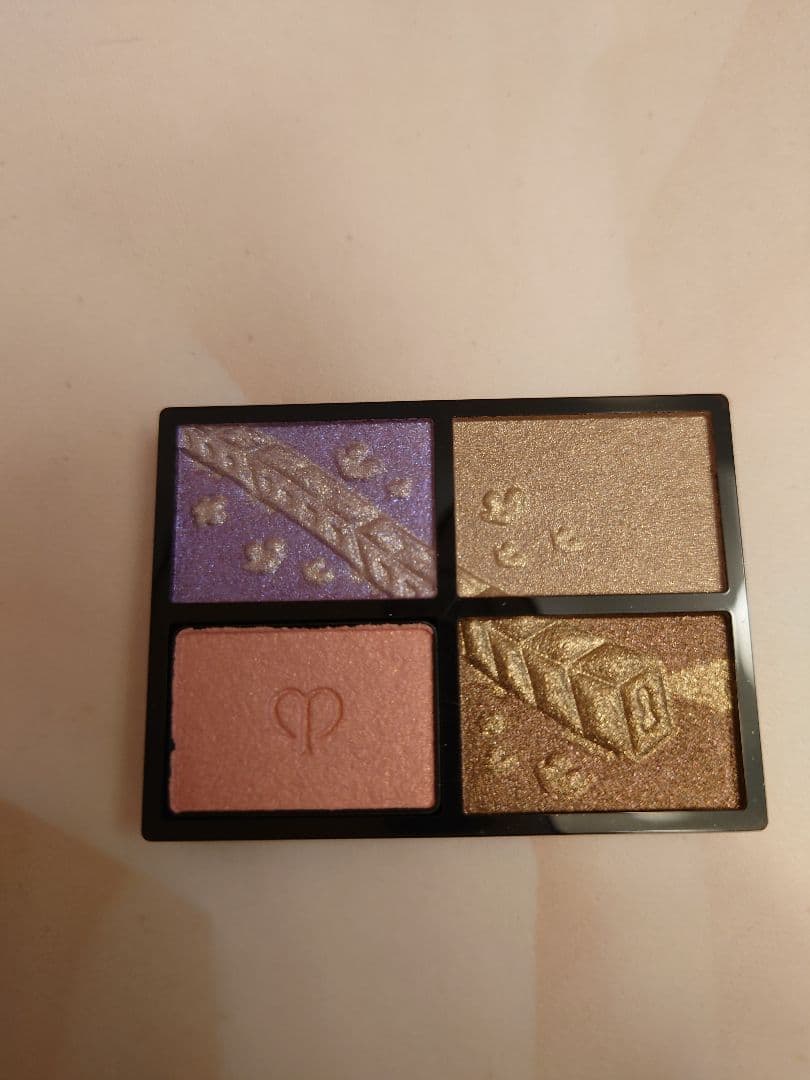 オンブルクルールクアドリ 504 ホリデーアイシャドウパレットレフィルのみ