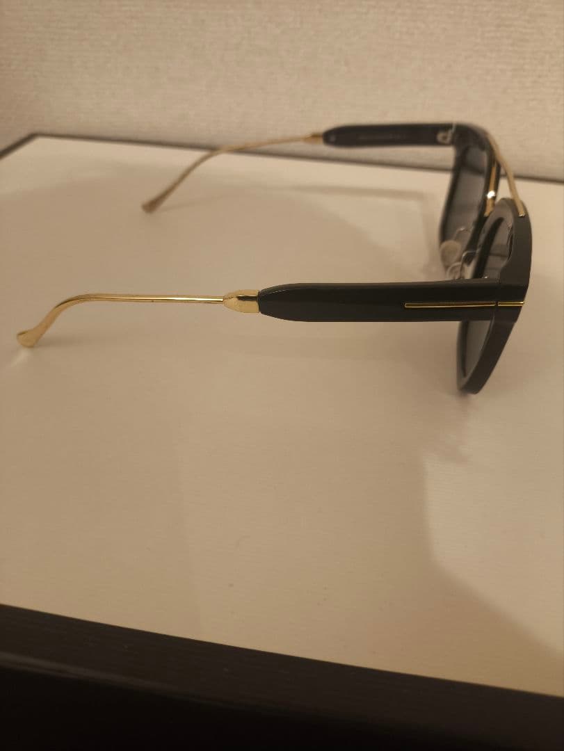 TF541-K 01N トムフォード サングラス ウェリントン ゴールド