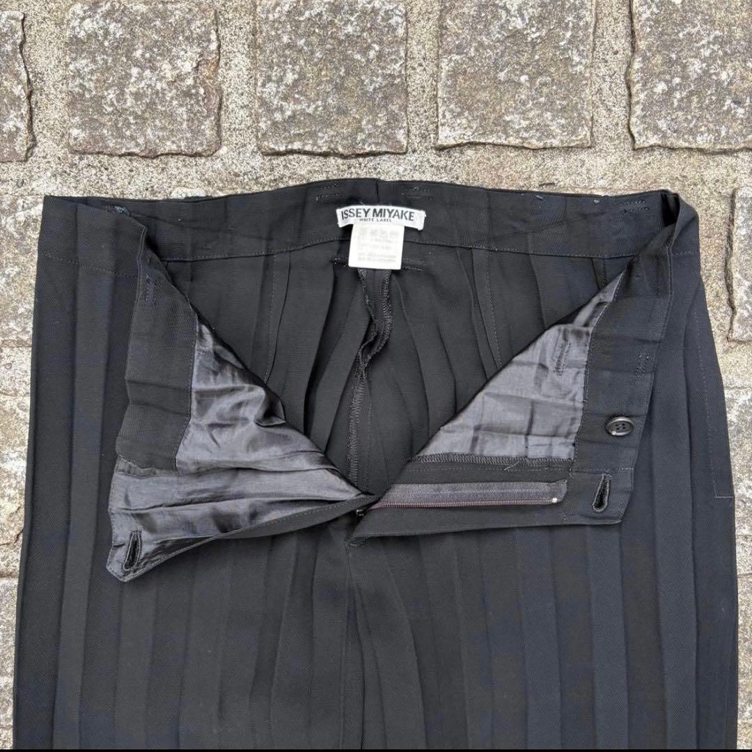 ISSEY MIYAKE WHITE LABEL プリーツ スラックス