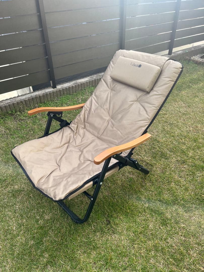 ユージャック　難燃リクライニングローチェア アームレストカスタム済