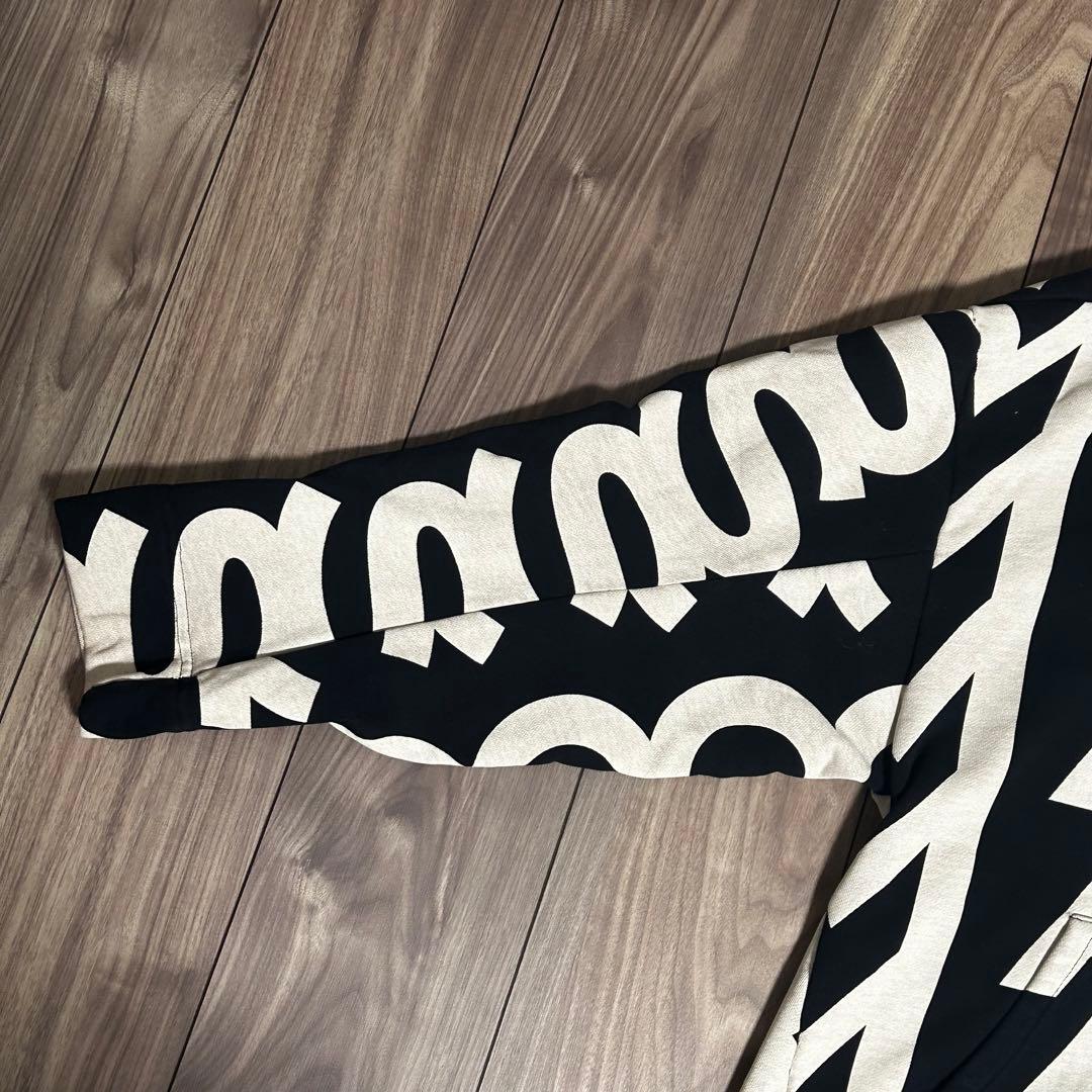 マークジェイコブス　パーカー　sサイズ