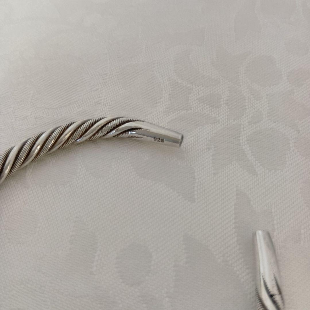 新品・未使用　タイ製銀製品(スターリングシルバー)　バングル