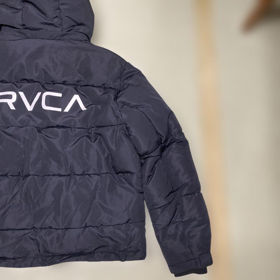 RVCA ブラックダウンジャケット フード付き　Mサイズ