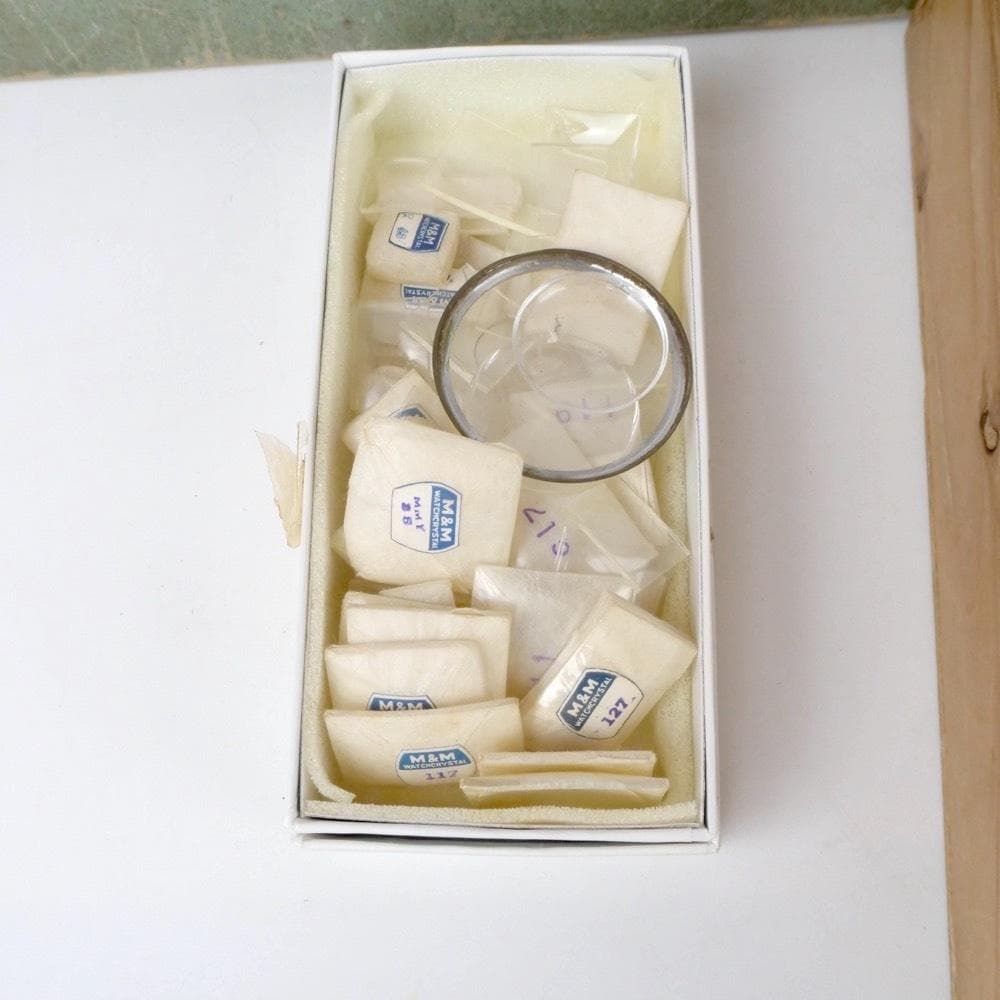 閉店時計屋回収品 腕時計 部品 ジャンク トキライト 風防 パーツ プラスチック