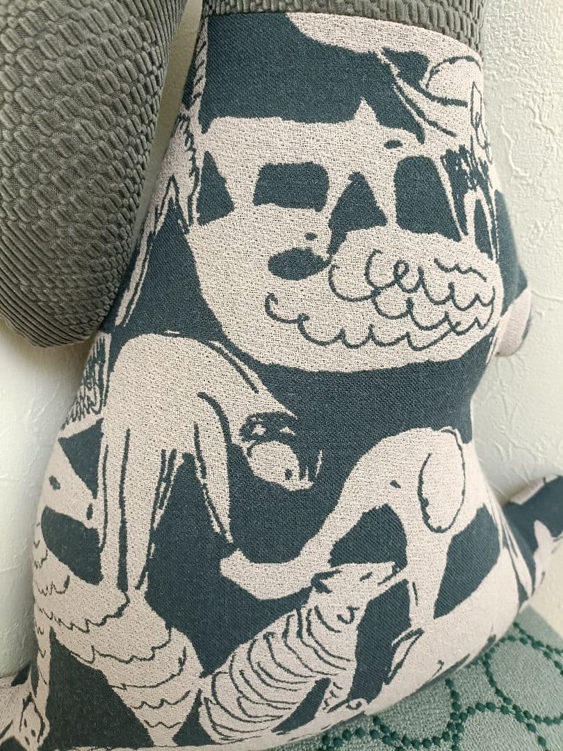 mina perhonenミナペルホネンうさぎクッション　ライフパズル