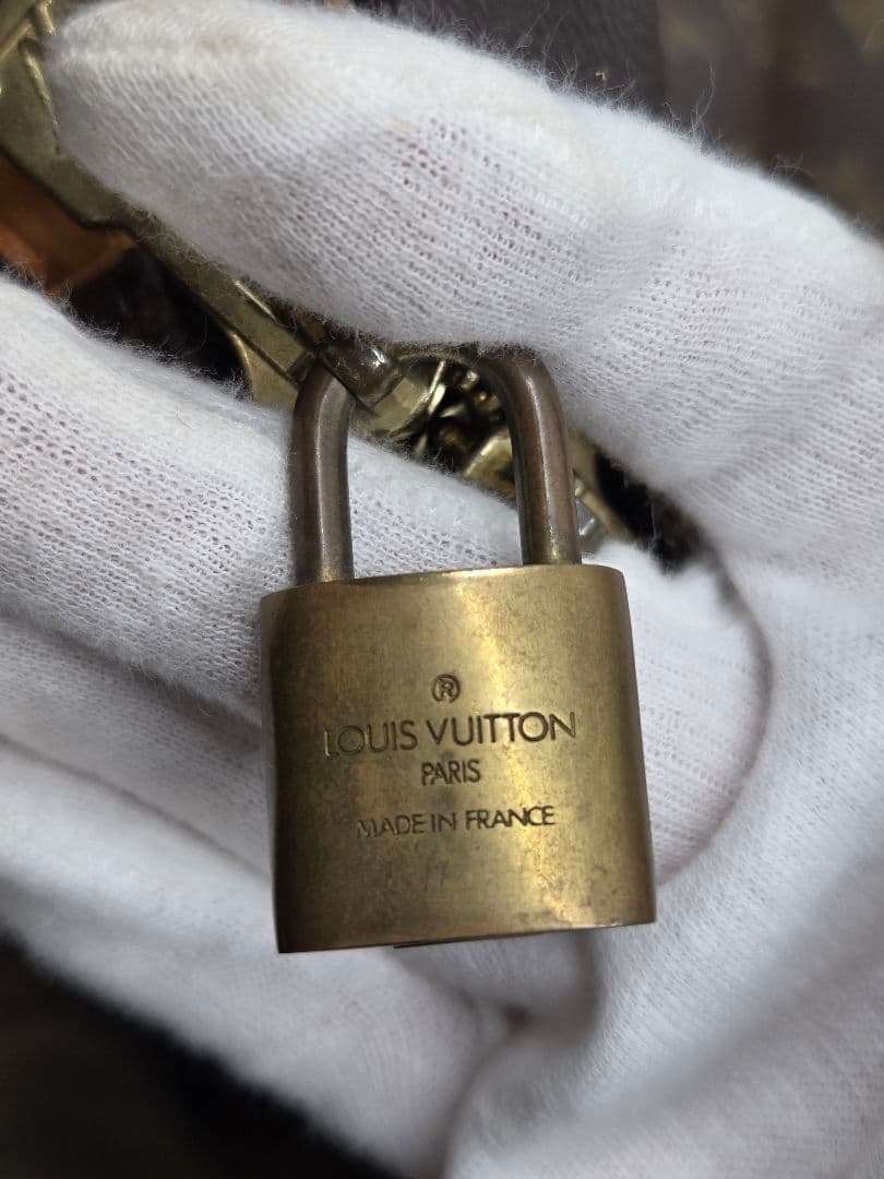 ルイ・ヴィトンキーポル50モノグラム