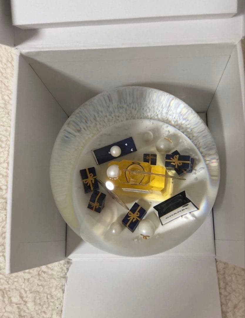 ♡*♡様 シャネル　スノードーム　2025年 ビューティー ホリデー限定