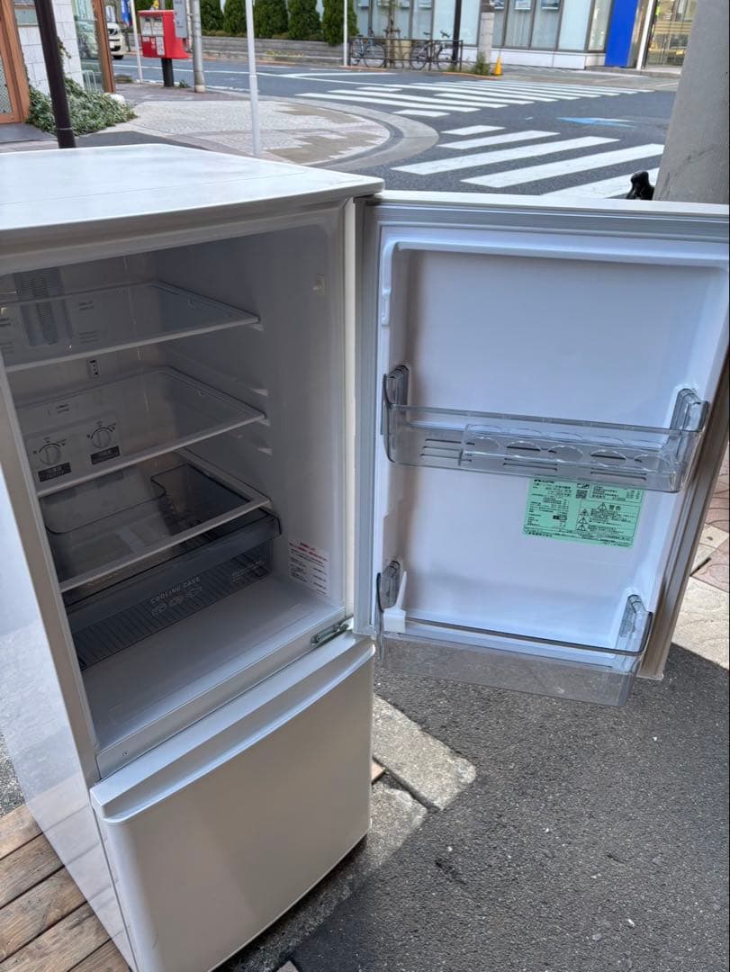 三菱 ノンフロン冷凍冷蔵庫 MR-P15J-W 24年製　一人暮らし冷蔵庫