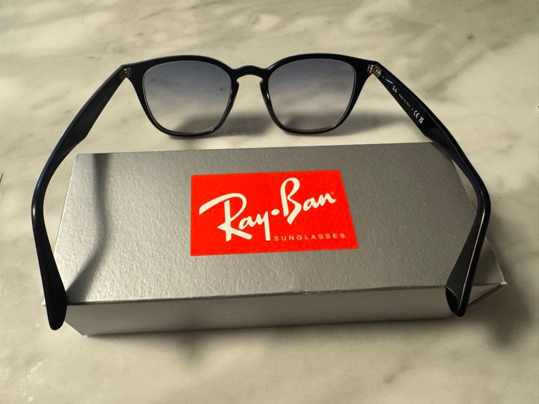 Ray-Ban RB4258F 度入り サングラス 啓之輔モデル