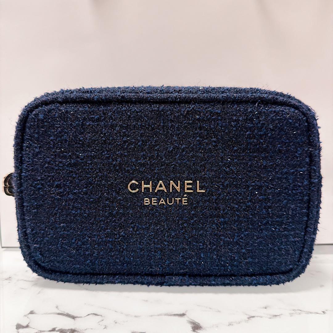 CHANEL ホリデー 2025 ポーチ ヴェルニ 2点セット
