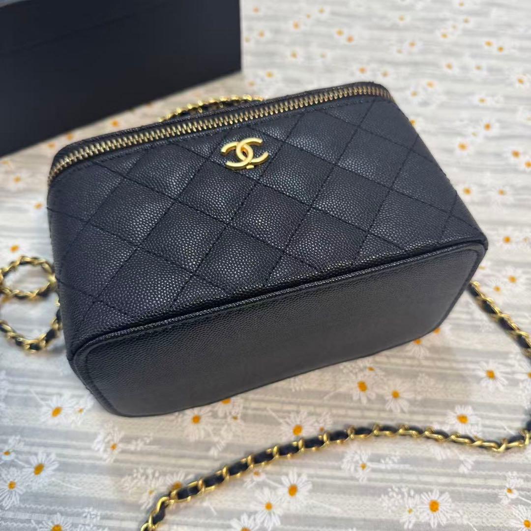 ノベルティ バニティ ショルダーバッグ ブラック VIP限定