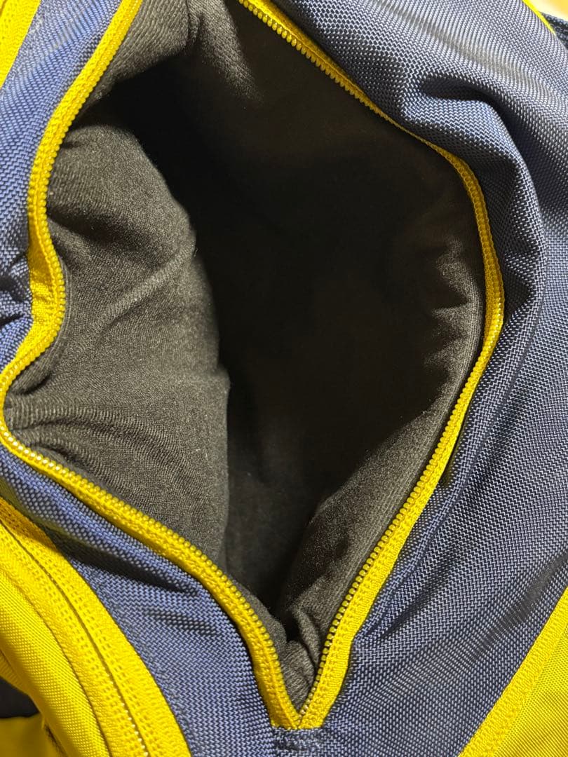 【ラテ】パタゴニア スノードリフター30リットル(新古品)