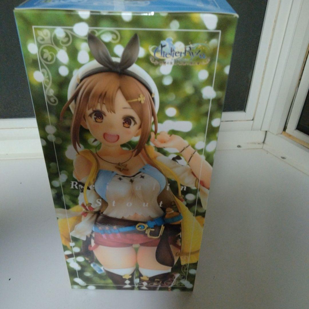 Wonderful Works ライザ フィギュア