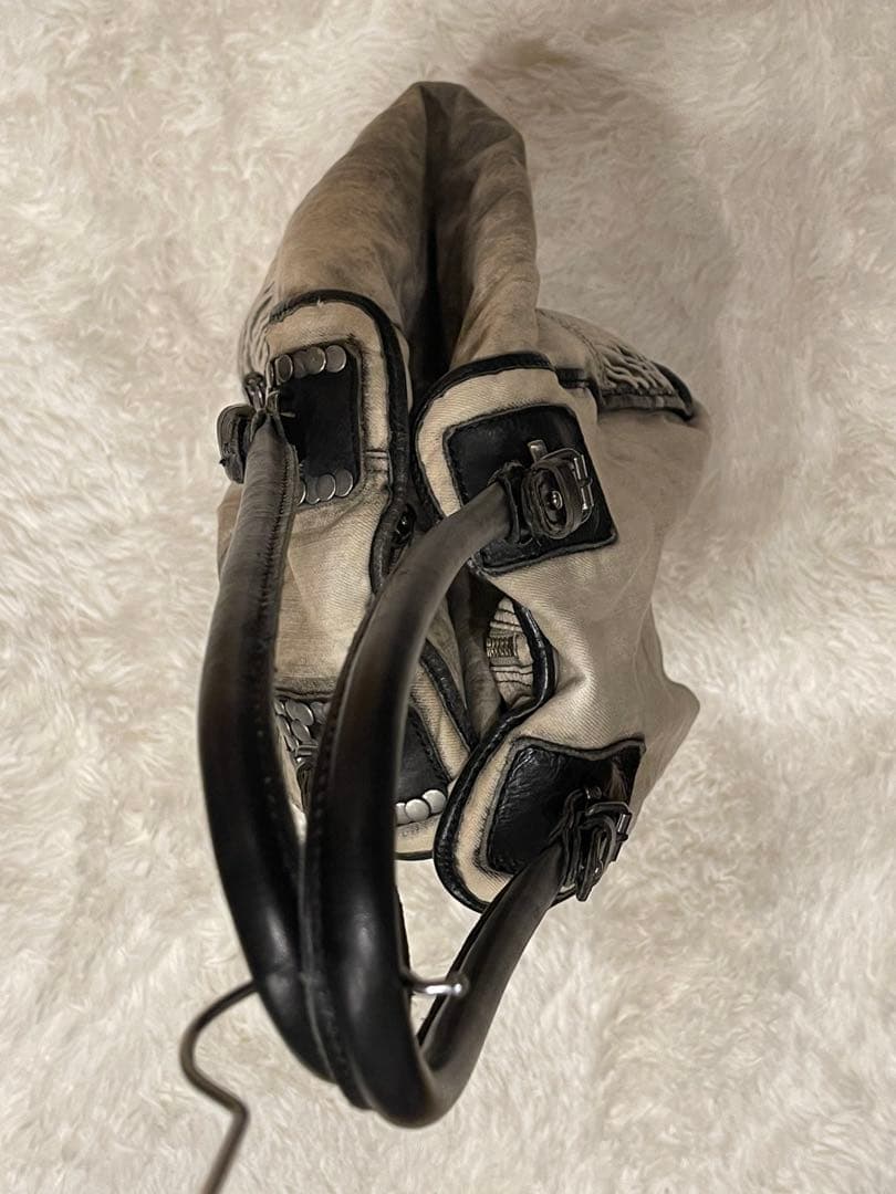 【激レア】DIESEL 特殊フォルム ショルダーバッグ 　メンズ、ユニセックス