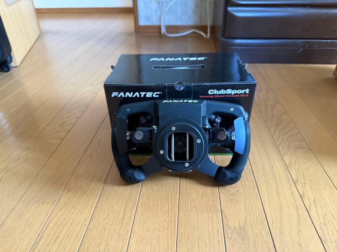 その他 FANATEC ClubSport Steering Formula V2 X