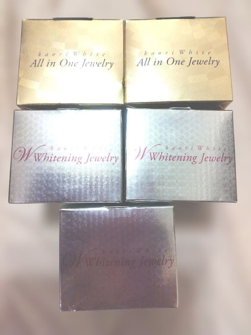 未開封　チェンジカオリホワイト　薬用Wホワイトニングジュエリー　50g