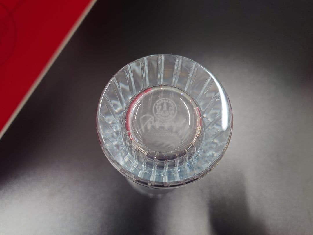 【めじろめぐろさん専用】Baccarat クリスタル花瓶 ストライプデザイン