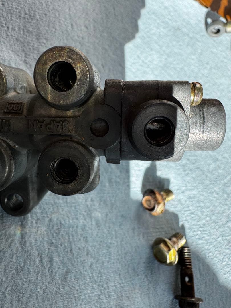 ss250 ss350 kh250 オイルポンプ　オイルライン　セット