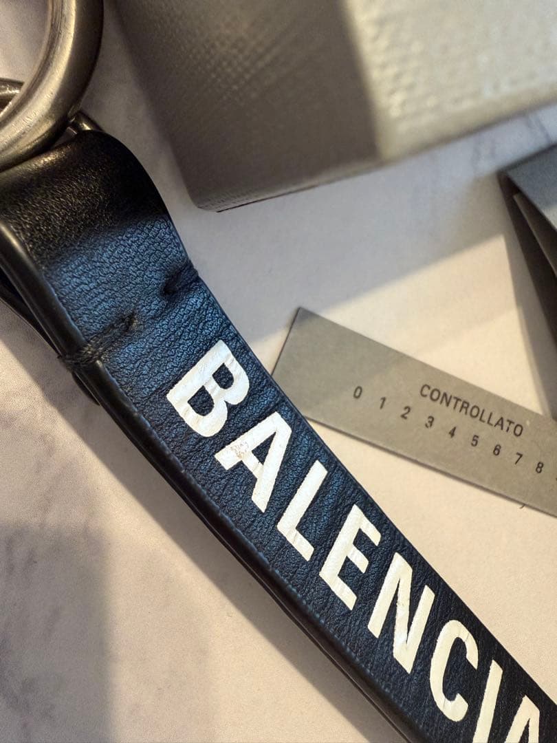 箱付き　BALENCIAGA（バレンシアガ）キーリング　ブラック