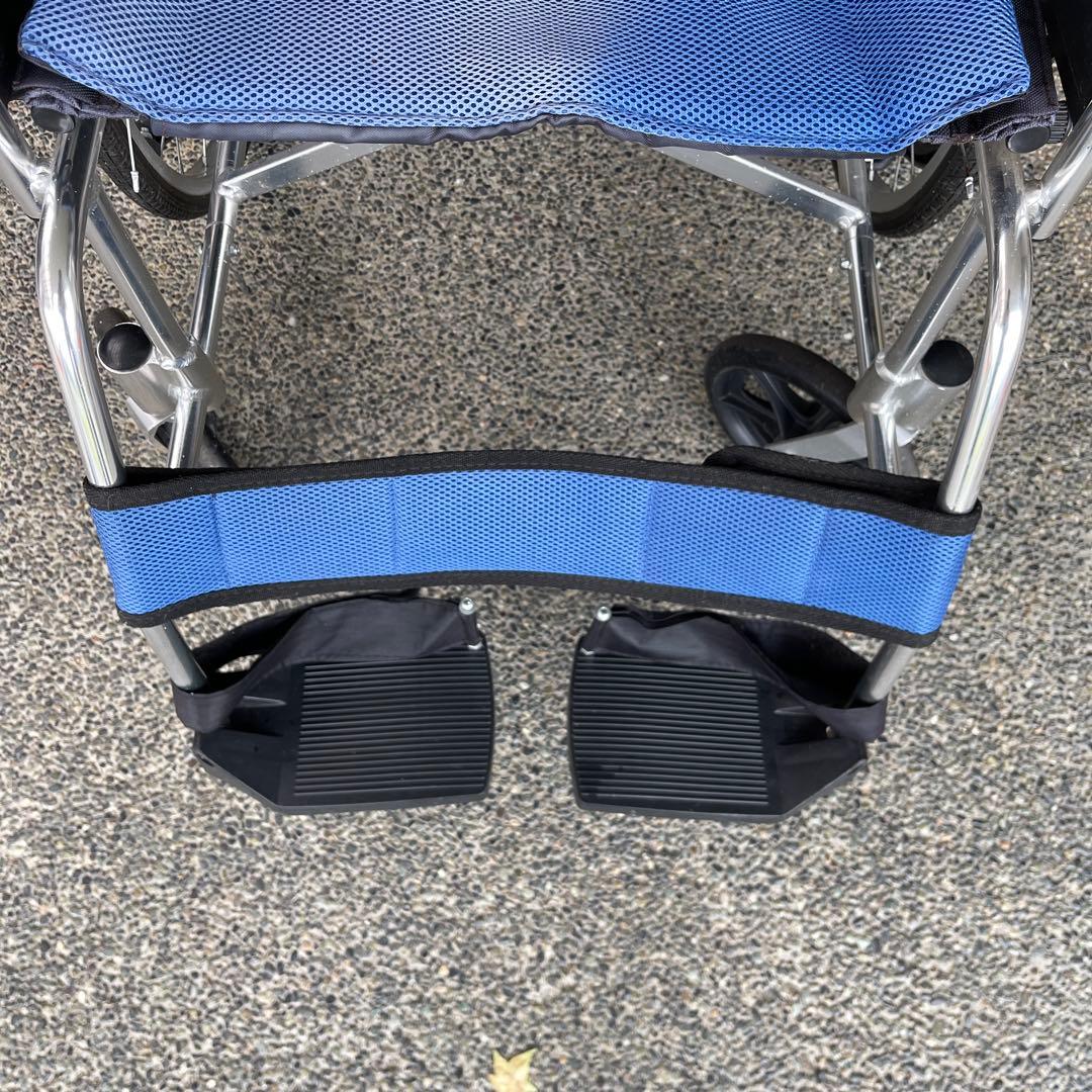 【送料込み】 カドクラ車椅子　折りたたみ式車椅子