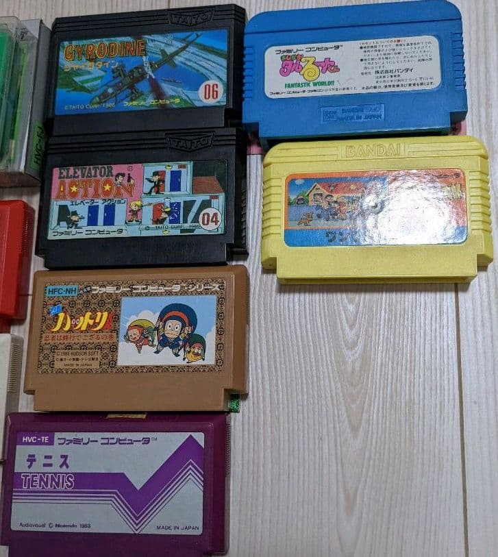 ファミコンカセットまとめ売り