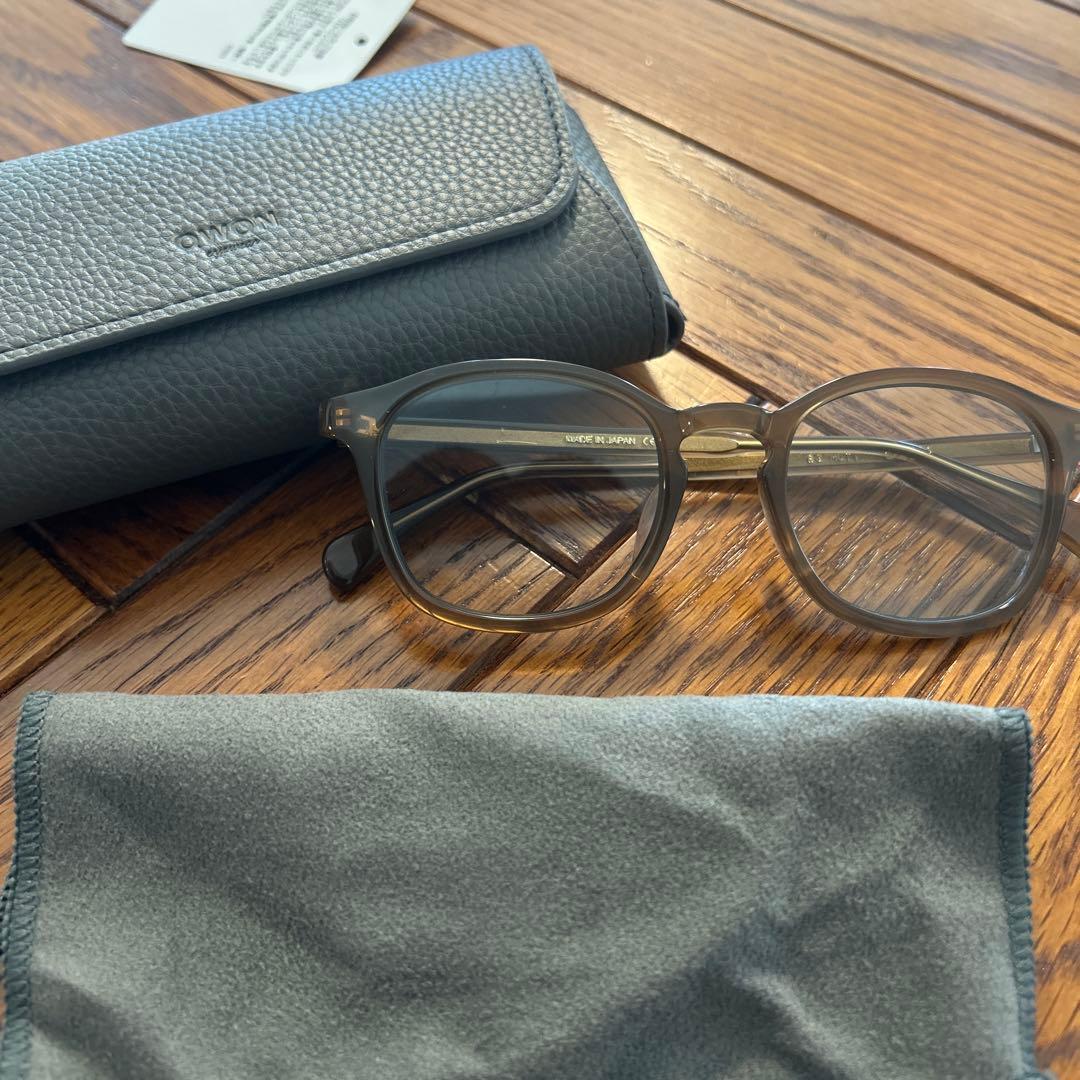 QWON クヲンアイウェア MUTT サングラス ベージュ